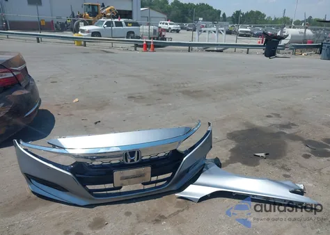 2020 Honda Accord Touring z USA, uszkodzony, nr VIN 1HGCV2F96LA009687